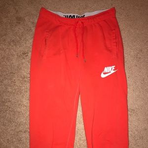 Nike cropped sweatpants